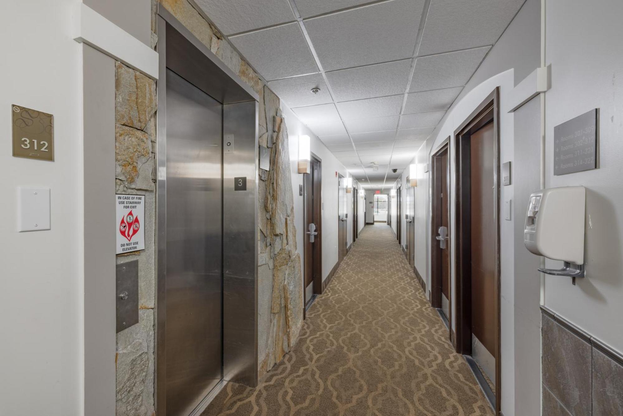 Comfort Suites Perrysburg - Toledo South Екстер'єр фото